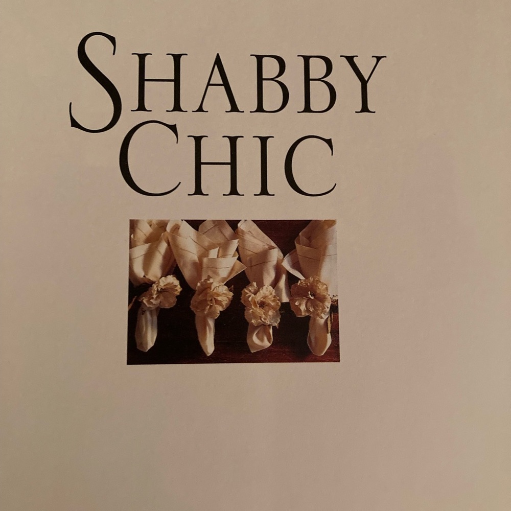 Shabby Chic 1st Edition Hardcover Book by Rachel Ashwell - Picture 4 of 15